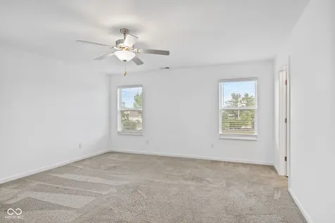 5625 Cherrywood Lane Mccordsville IN 46055