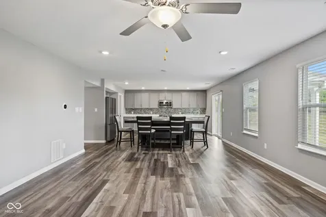 5625 Cherrywood Lane Mccordsville IN 46055