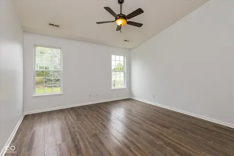 6024 W Bayfront Shores Mccordsville IN 46055
