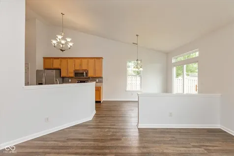 6024 W Bayfront Shores Mccordsville IN 46055