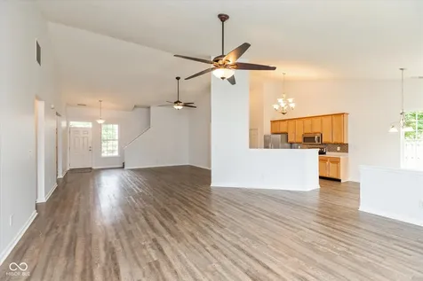 6024 W Bayfront Shores Mccordsville IN 46055