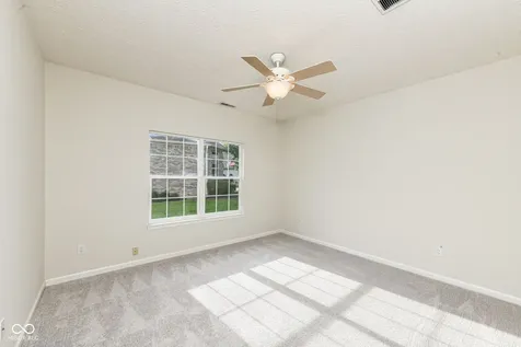 10713 Cardinal Circle Indianapolis IN 46231