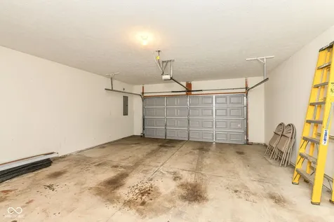 10713 Cardinal Circle Indianapolis IN 46231