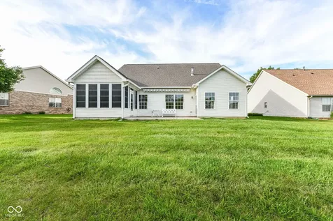 10713 Cardinal Circle Indianapolis IN 46231
