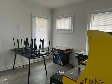 104 E 38th Street Indianapolis IN 46205