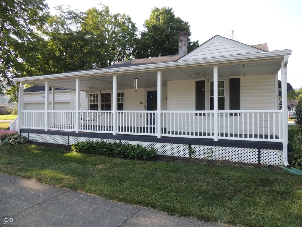 223 W 9th Street Lapel IN 46051