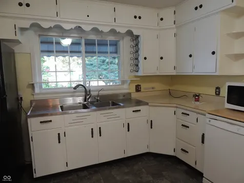 223 W 9th Street Lapel IN 46051
