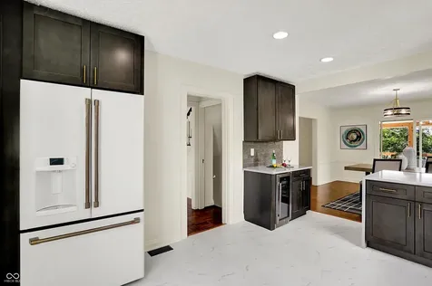 22 W 54th Street Indianapolis IN 46208