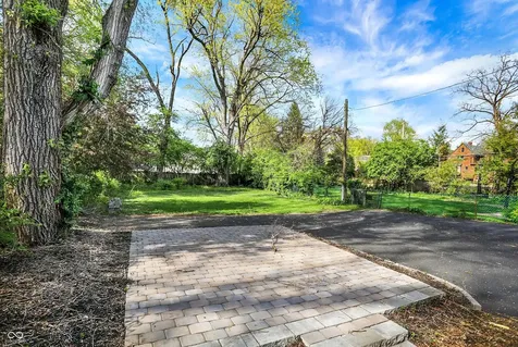 22 W 54th Street Indianapolis IN 46208