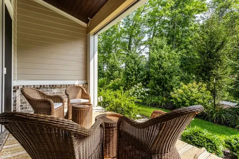 4135 Hartswick Court Zionsville IN 46077