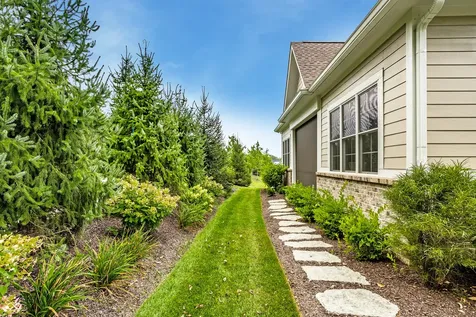 4135 Hartswick Court Zionsville IN 46077
