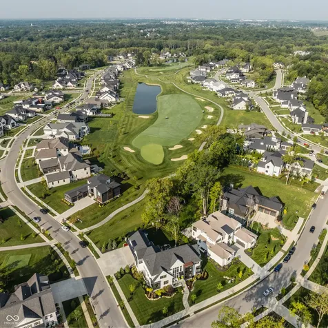 4135 Hartswick Court Zionsville IN 46077