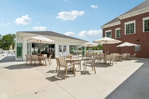 4135 Hartswick Court Zionsville IN 46077
