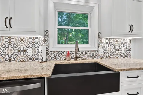 716 S Oak Street Rockville IN 47872