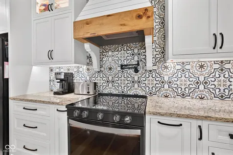 716 S Oak Street Rockville IN 47872