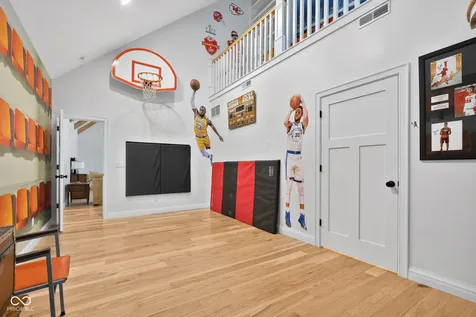 716 S Oak Street Rockville IN 47872