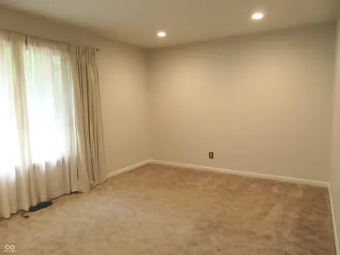 8312 Northern Drive Avon IN 46123