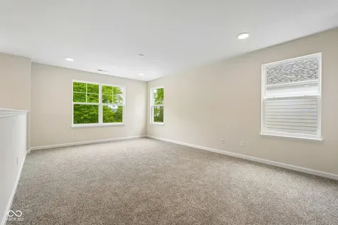 5228 Dragon Tree Lane Indianapolis IN 46239