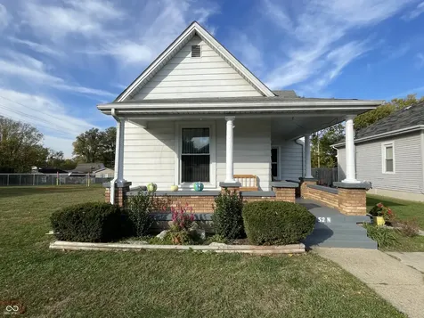 52 N Hinman Street Columbus IN 47201