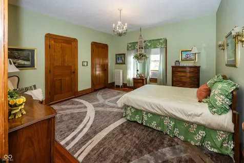 116 W Main Street Knightstown IN 46148