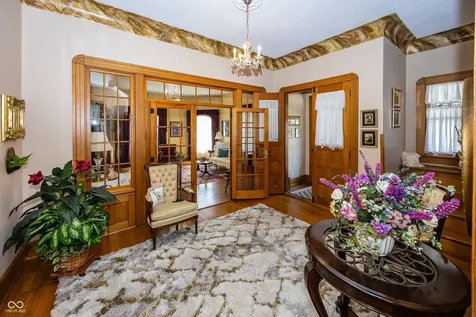 116 W Main Street Knightstown IN 46148