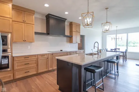 921 Justine Circle E Indianapolis IN 46234