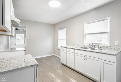 5927 E 23rd Street Indianapolis IN 46218