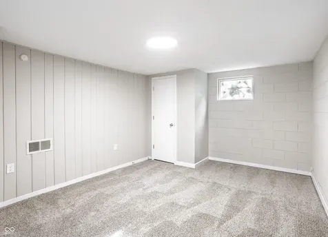 5927 E 23rd Street Indianapolis IN 46218