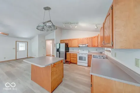 8157 Center Lake Road Nineveh IN 46164