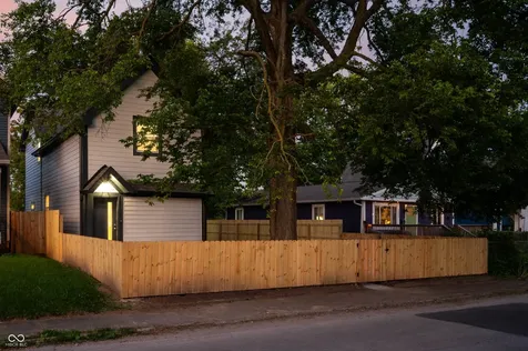 2943 N New Jersey Street Indianapolis IN 46205