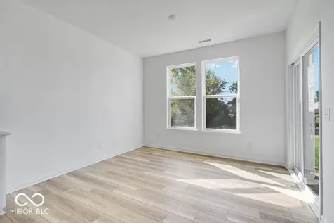 11129 Dressage Way Indianapolis IN 46239