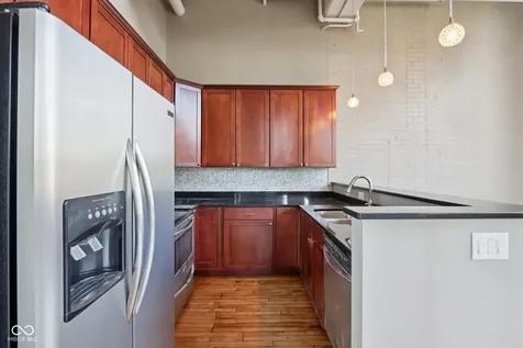 624 E Walnut Street Indianapolis IN 46204