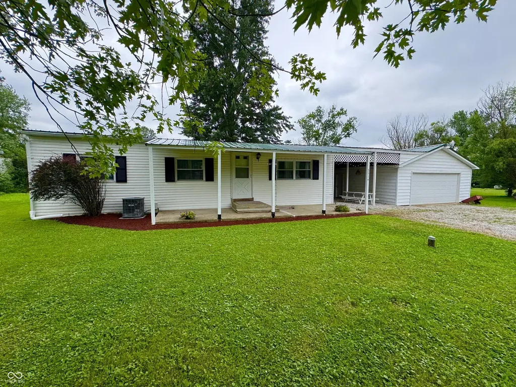 3514 W Mill Creek Drive Kingman IN 47952