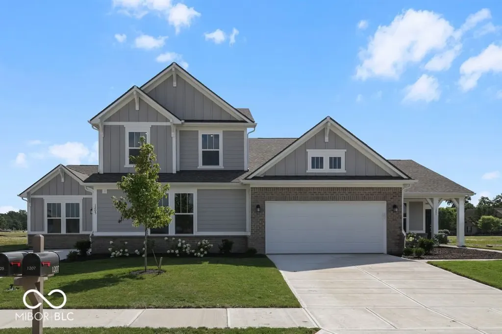 1205 Authentic Lane Indianapolis IN 46239
