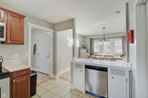611 E 30th Street Indianapolis IN 46205