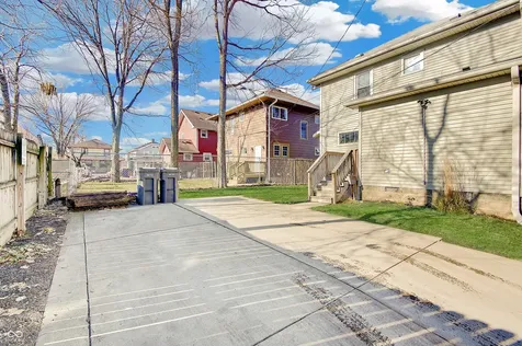 611 E 30th Street Indianapolis IN 46205