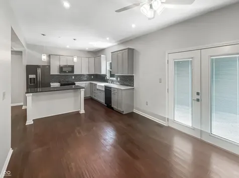 1463 Pippin Court Avon IN 46123