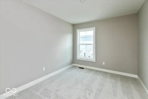 7309 Bayview Run Mccordsville IN 46055
