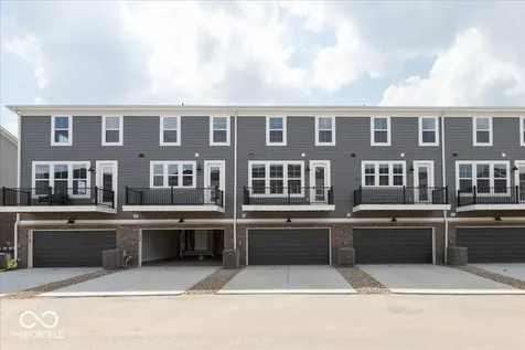 7309 Bayview Run Mccordsville IN 46055