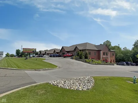 6423 S East Street Indianapolis IN 46227