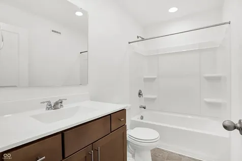 7595 Bluegill Drive Noblesville IN 46062