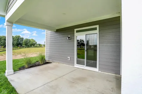 7595 Bluegill Drive Noblesville IN 46062