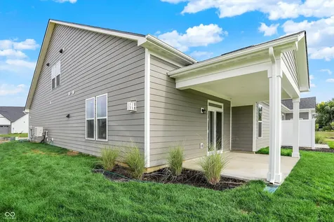 7595 Bluegill Drive Noblesville IN 46062
