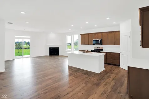 7595 Bluegill Drive Noblesville IN 46062