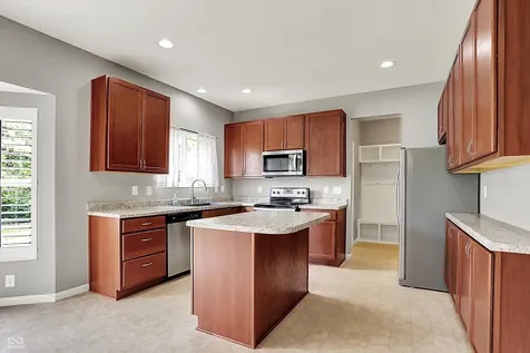 1384 Horse Shoe Bend Greenwood IN 46143