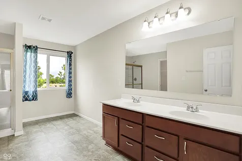 1384 Horse Shoe Bend Greenwood IN 46143