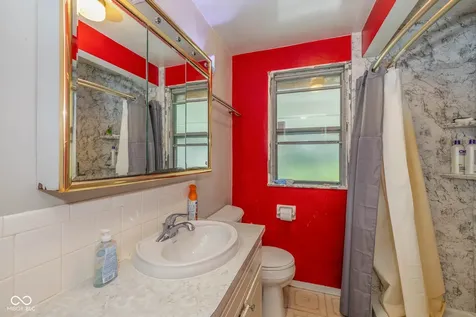 2445 S Bolton Avenue Indianapolis IN 46203