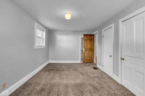 709 Wheeling Avenue Muncie IN 47303
