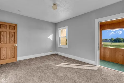 709 Wheeling Avenue Muncie IN 47303