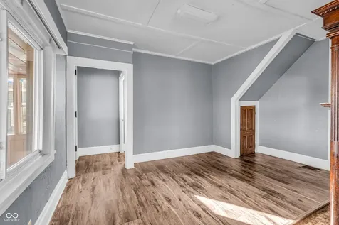 709 Wheeling Avenue Muncie IN 47303